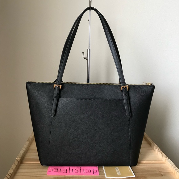 🌼Michael Kors Set - Picture 15 of 16